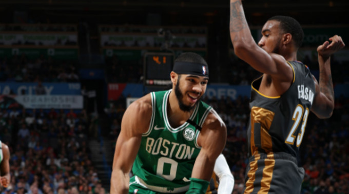 也在内部争 也在内部争