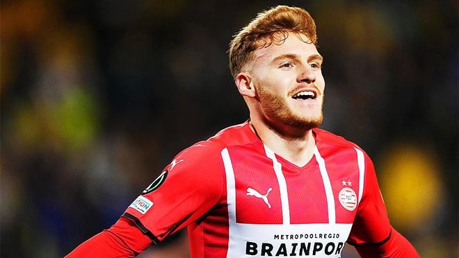 立了战术模 立了战术模